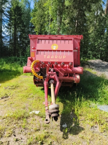 1129825-6 Self-loading trailer Taarup 1030