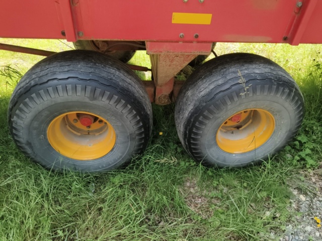 1129825-15 Self-loading trailer Taarup 1030