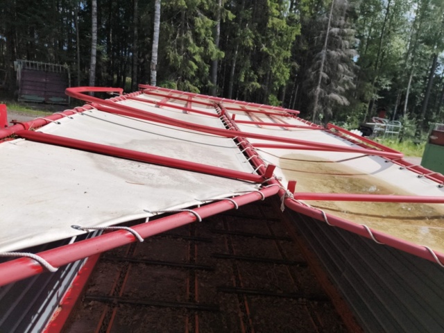 1129825-19 Self-loading trailer Taarup 1030