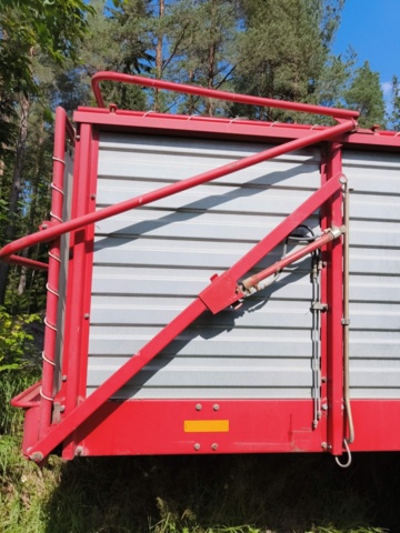 1129825-21 Self-loading trailer Taarup 1030