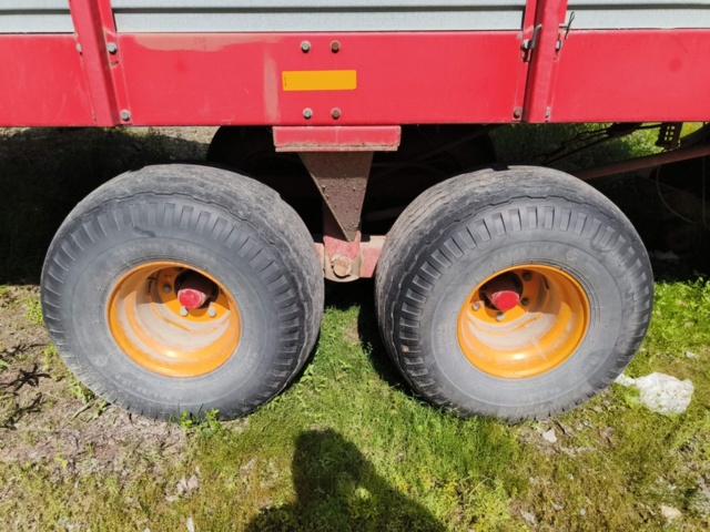 1129825-22 Self-loading trailer Taarup 1030