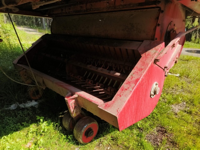 1129825-24 Self-loading trailer Taarup 1030