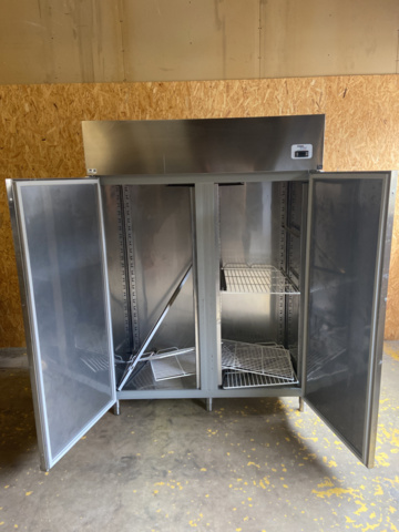 1205441-10 Stainless double fridge - MEC cold