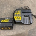 1231348-7 Miter saw DEWALT DW017