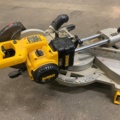 1231348-2 Miter saw DEWALT DW017