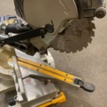 1231348-4 Miter saw DEWALT DW017