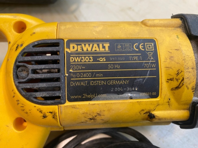 1231353-3 Tiger saw DEWALT DW303-QS