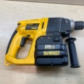 1231366-3 Impact drill DEWALT DW005