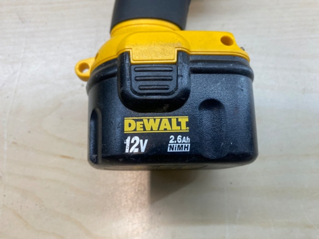 1231367-5 Screwdriver DEWALT DC727