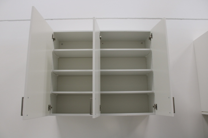 1224092-3 Washbasin with hob & mixer, washing machine & tumble dryer and more