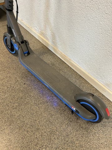 1152163-3 Electric scooter Ninebot by Segway Zing E10