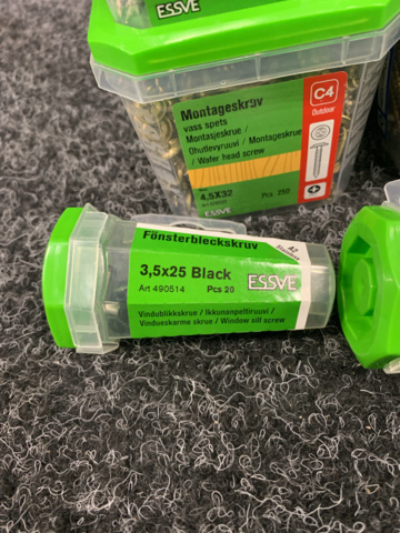 1191294-3 Mounting screw, molding/plinth screw & window sheet screw, Essve