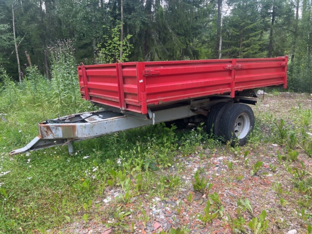 1122036-1 Tipper trailer for tractor