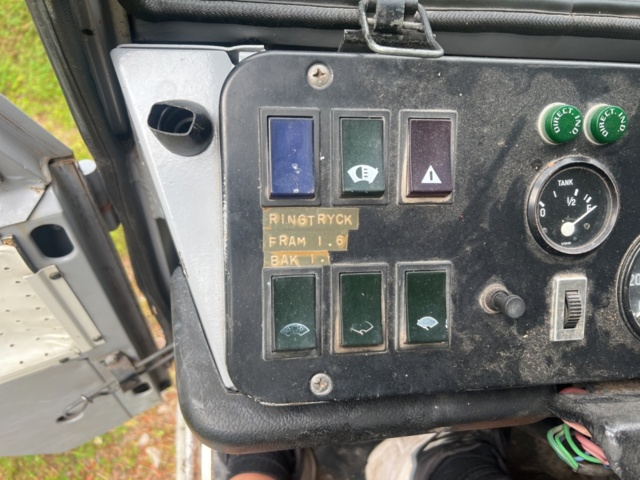 1122037-20 Volvo C303 3.0 4x4 Manual, 117hp, 1977