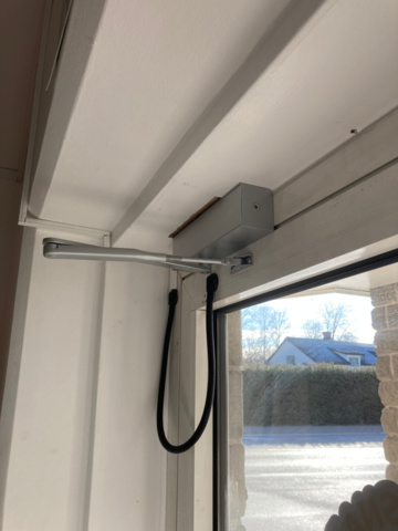 1232389-2 Electric lock Assa Abloy EL402