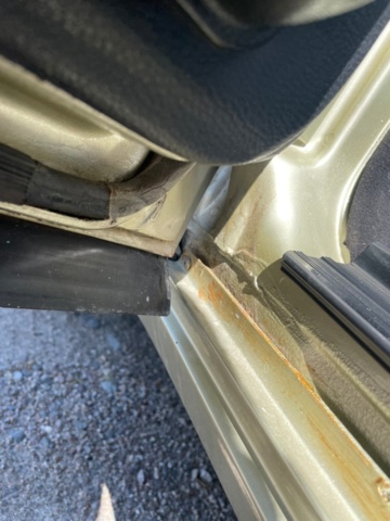 1232415-15 Mercedes-Benz 280 CE - 1977