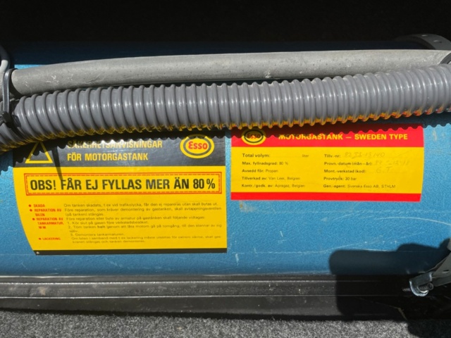 1232415-17 Mercedes-Benz 280 CE - 1977