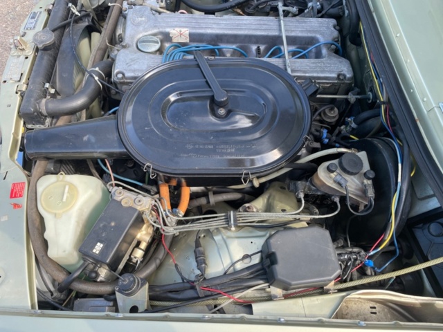 1232415-24 Mercedes-Benz 280 CE - 1977