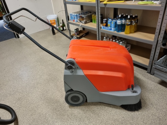 1232128-2 Sopmaskin Sweepmaster B500