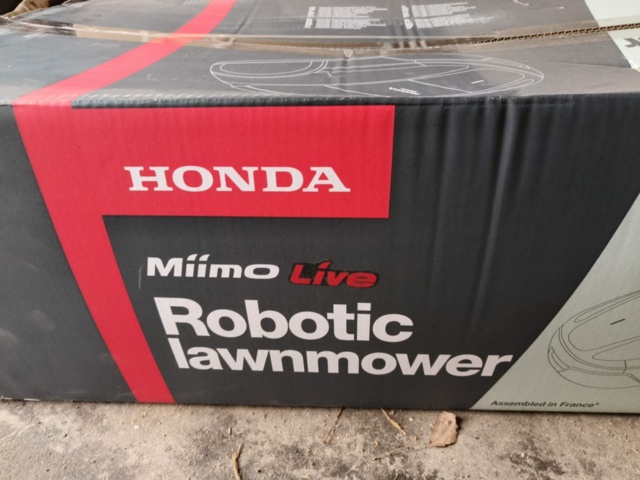 1000362-3 New Robotic lawnmower Honda Miimo Live HRM4000EC -2024