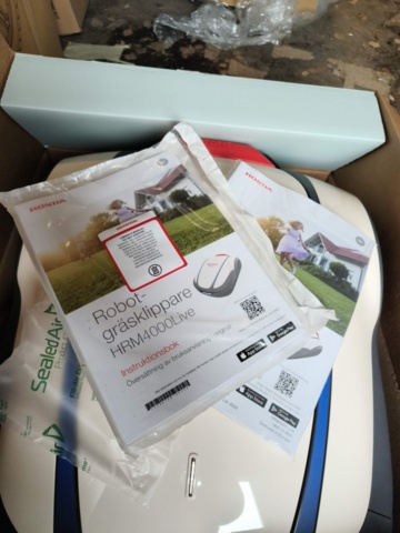 1000362-8 New Robotic lawnmower Honda Miimo Live HRM4000EC -2024