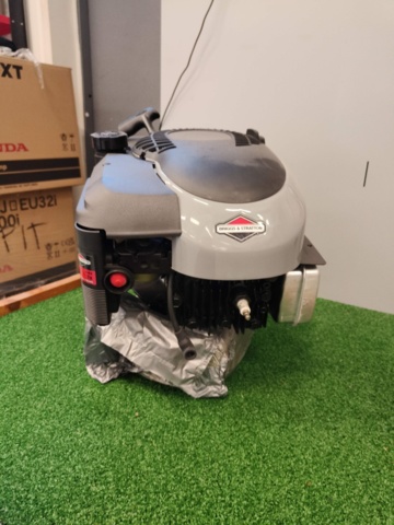 1130107-2 New Petrol engine Briggs & Stratton 5BSXS.1901VH
