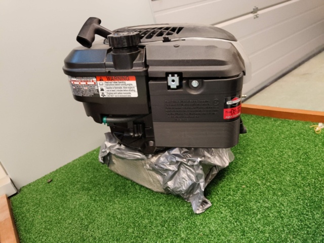 1130107-4 New Petrol engine Briggs & Stratton 5BSXS.1901VH