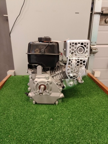 1130109-4 New Petrol engine CMXX 208cc