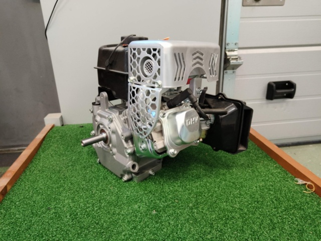 1130109-5 New Petrol engine CMXX 208cc