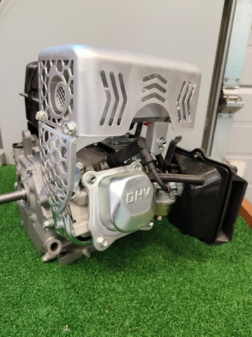 1130109-8 New Petrol engine CMXX 208cc