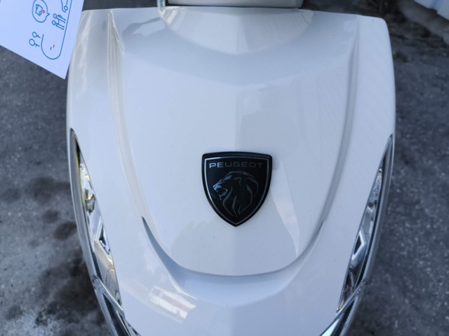 1130111-11 New Moped Peugeot Kisbee -2024