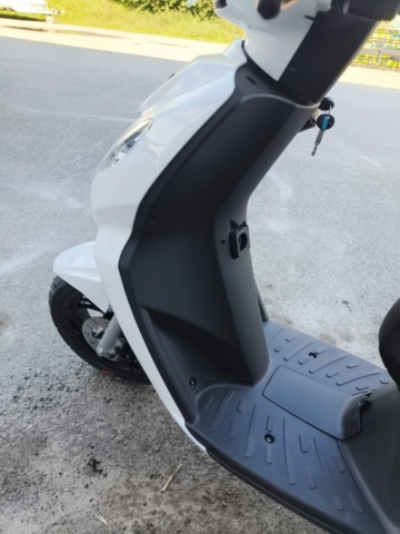 1130111-34 New Moped Peugeot Kisbee -2024