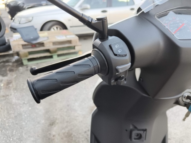 1130111-35 New Moped Peugeot Kisbee -2024