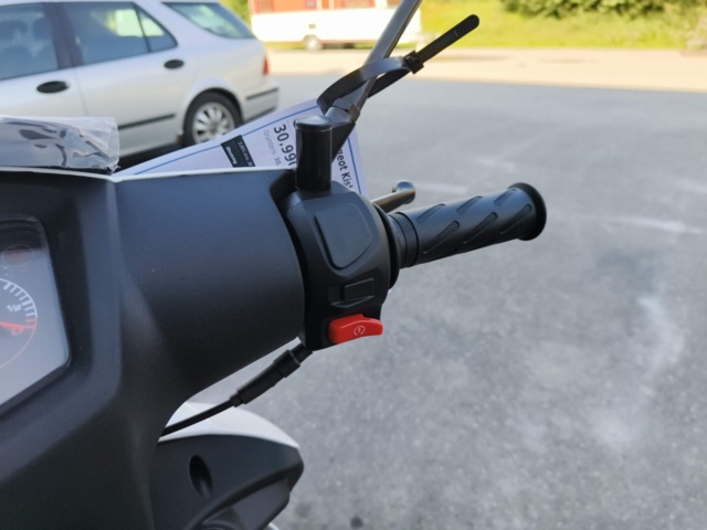 1130111-36 New Moped Peugeot Kisbee -2024