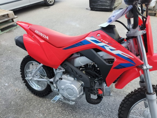 1130115-16 Ny Cross Honda CRF110F -2023