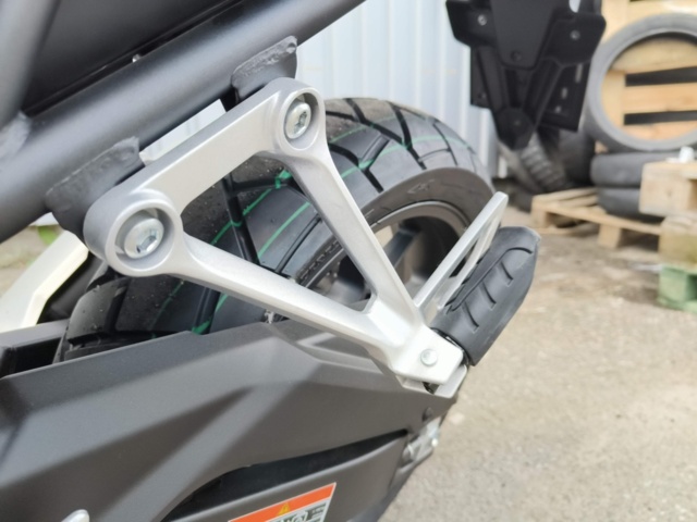 1130116-27 New MC Honda CB500X NX500 -2024