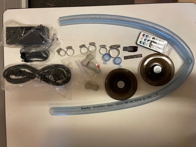 1233497-8 Ölmaskin Reverse Tap med tillhörande mugg - 100 st