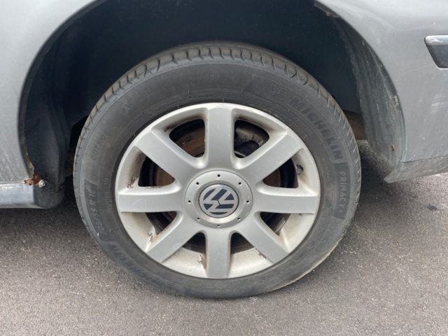 1205466-18 Volkswagen Sharan 1.8 T, 7-seater -2005