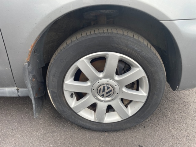 1205466-20 Volkswagen Sharan 1.8 T, 7-seater -2005