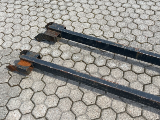 1180799-6 Boat cradle on wheels/boat trailer