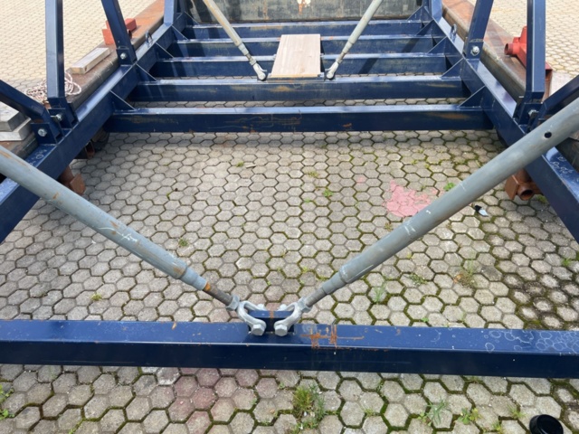 1180799-9 Boat cradle on wheels/boat trailer