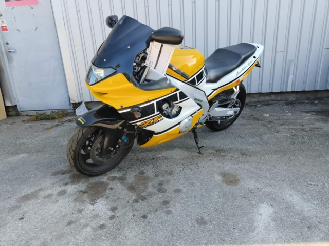1130125-1 Motorcycle Yamaha YZF600R 4WD -1996