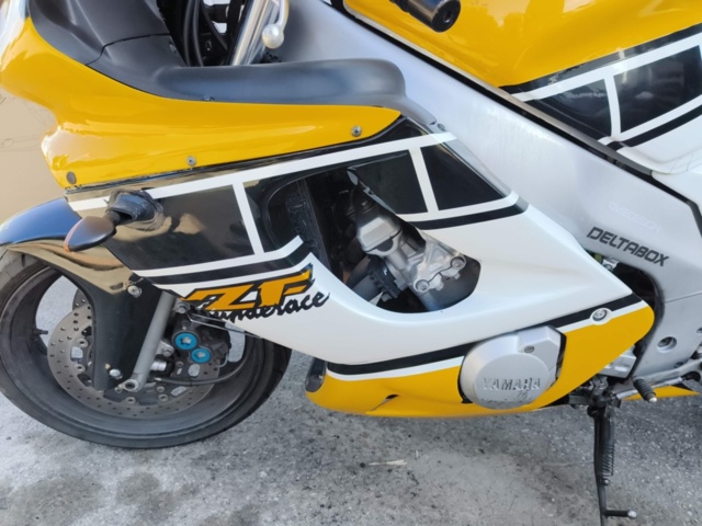 1130125-19 Motorcycle Yamaha YZF600R 4WD -1996