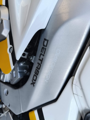 1130125-22 Motorcycle Yamaha YZF600R 4WD -1996