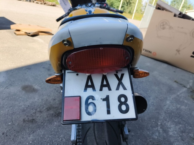 1130125-31 Motorcycle Yamaha YZF600R 4WD -1996