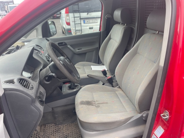 1205459-9 Volkswagen Caddy Van 1.9 TDI -2007 (repair item)