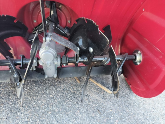 1130134-20 Snow thrower Honda HSS1380i E - Hybrid - 2012