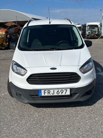 1192980-7 Ford Transit Courier -2016