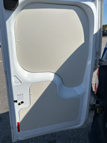 1192980-31 Ford Transit Courier -2016