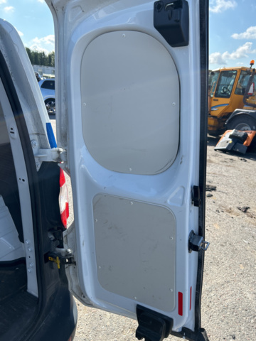 1192980-35 Ford Transit Courier -2016